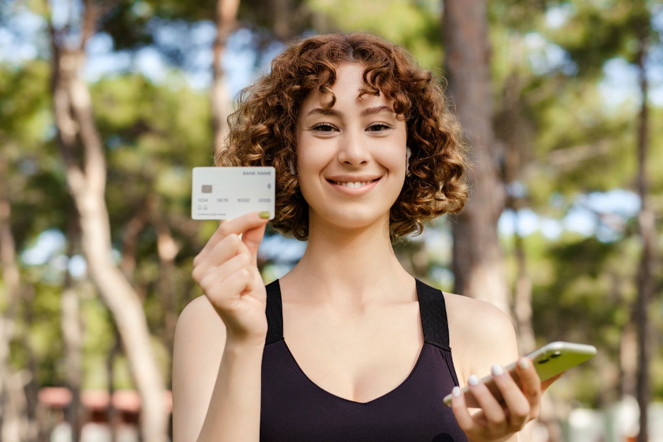 The Best Credit Cards in Singapore 2023 for Runners