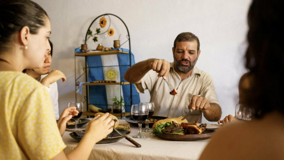 How Cultural Backgrounds Influence What We Consider “Healthy” How Cultural Backgrounds Influence What We Consider Healthy